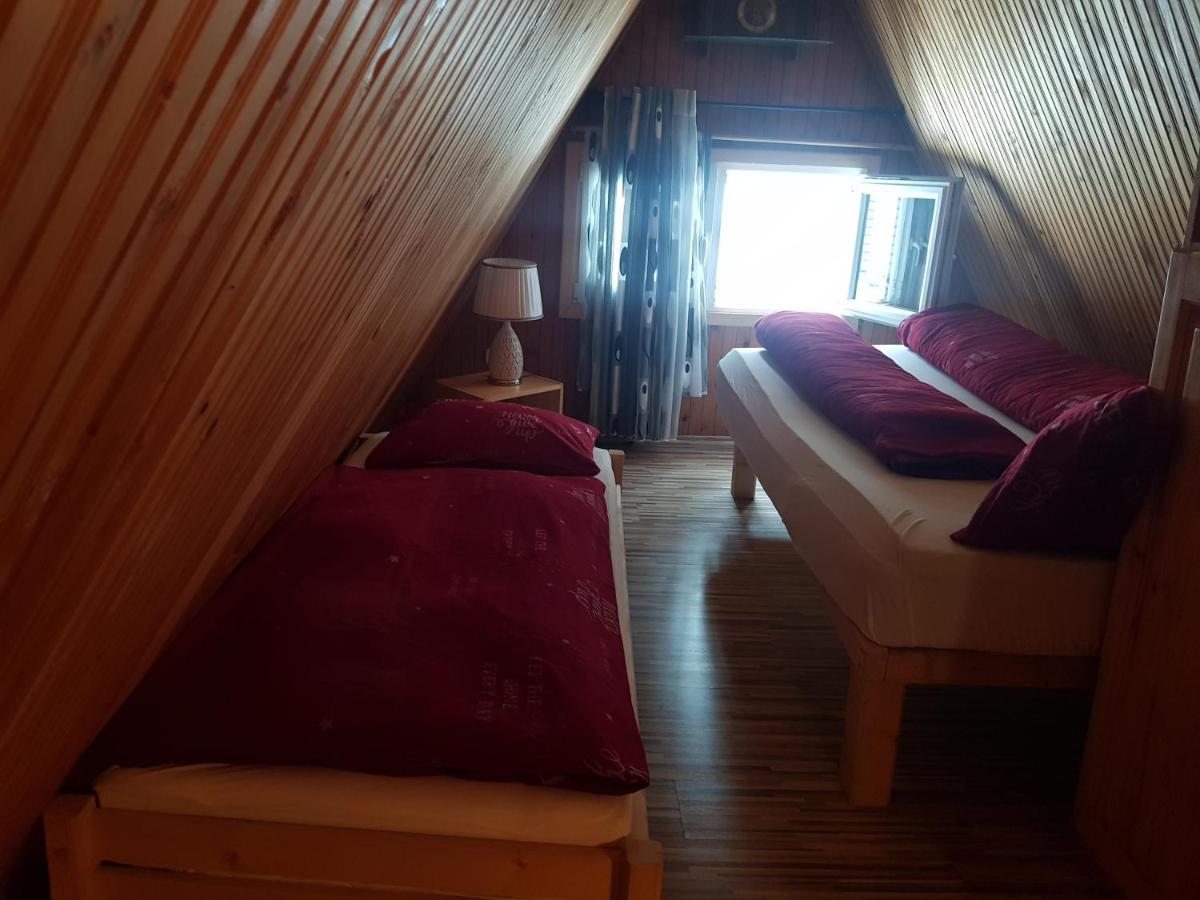 Enjoy The Silence Holiday Home Vlasic Esterno foto